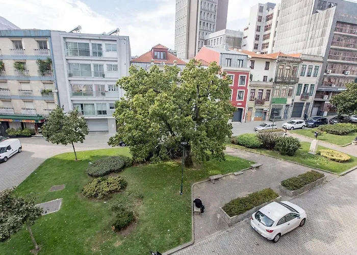 Bonjardim W/ Balcony By Lovelystay Porto