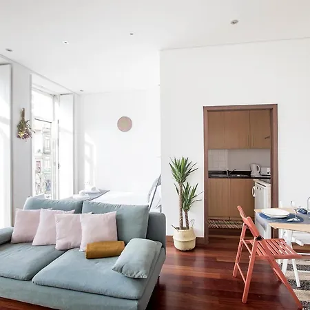 Appartement Bonjardim W/ Balcony By Lovelystay Porto
