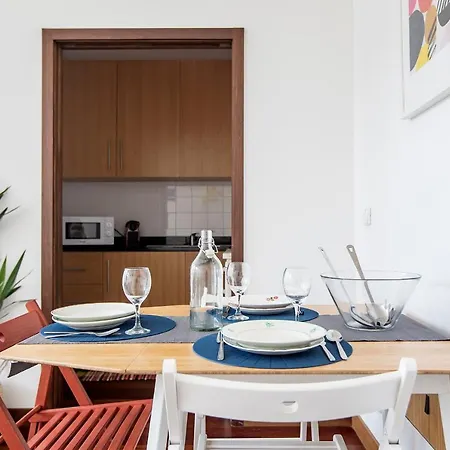 Bonjardim W/ Balcony By Lovelystay * Porto