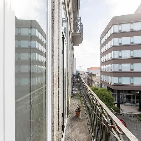 Bonjardim W/ Balcony By Lovelystay Apartment Porto
