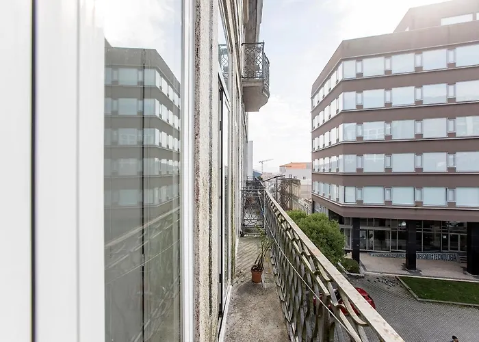 Bonjardim W/ Balcony By Lovelystay Appartement Porto